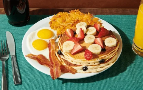 Double Berry Banana Pancake Slams®