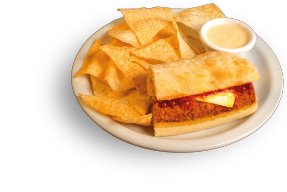 En Denny’s, probá el Chicken Marinara Sandwich: pollo empanizado, queso Provolone y salsa Marinara en pan Ciabatta con ajo. Acompañalo como más te guste. Un clásico de comida reconfortante en nuestros restaurantes familiares.